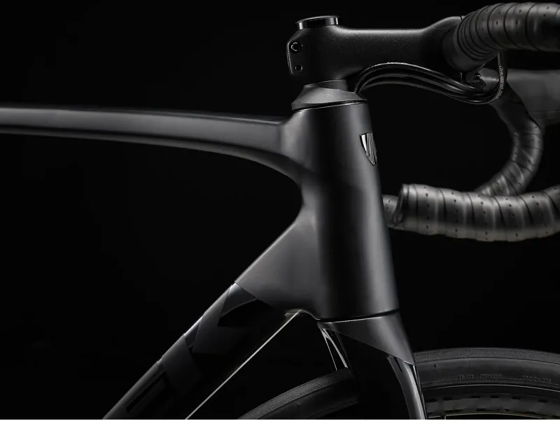 Trek Emonda ALR 5 in Trek Black-8